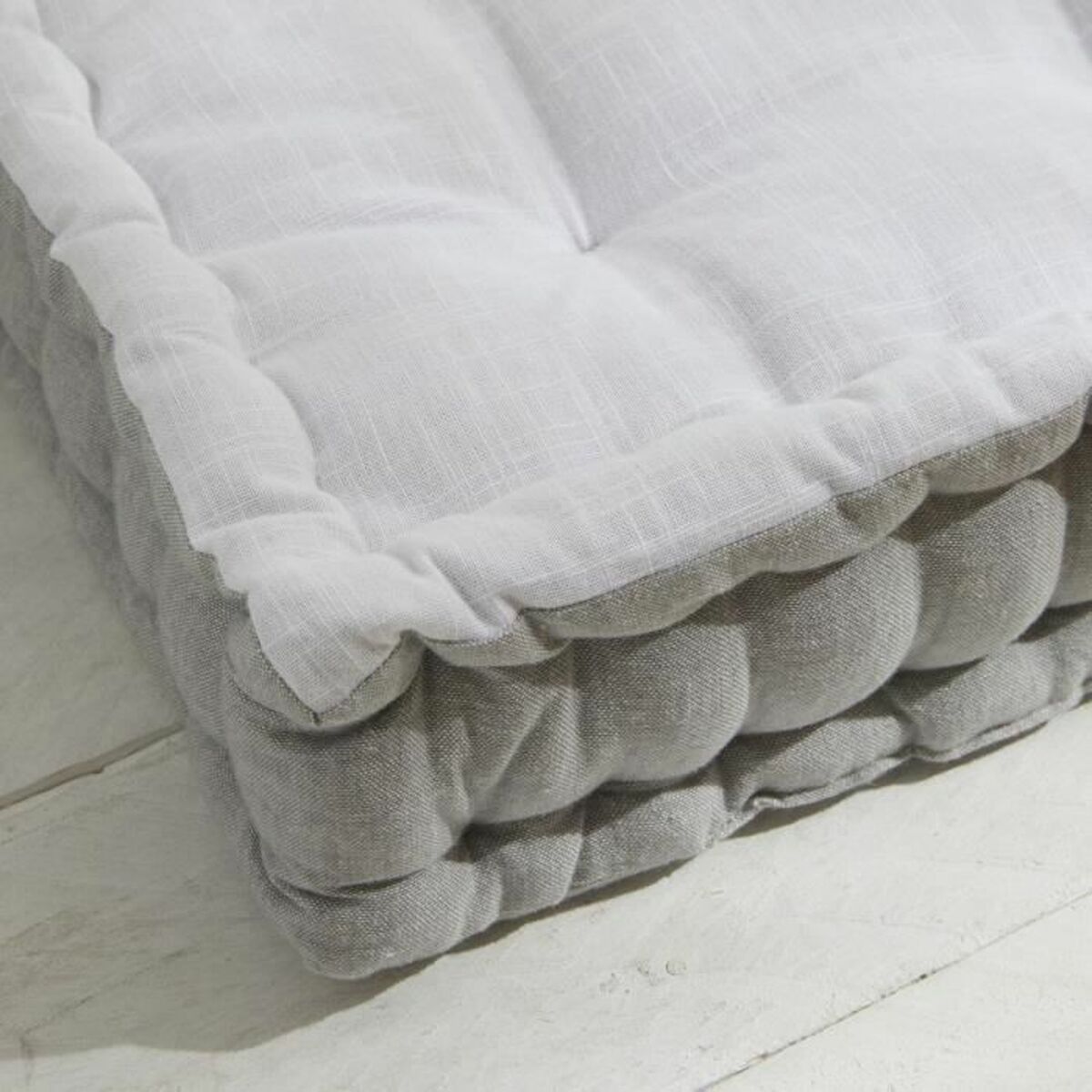 V5H8EEA202291ED1B09F4F2347107F6DAB4R5825797P3