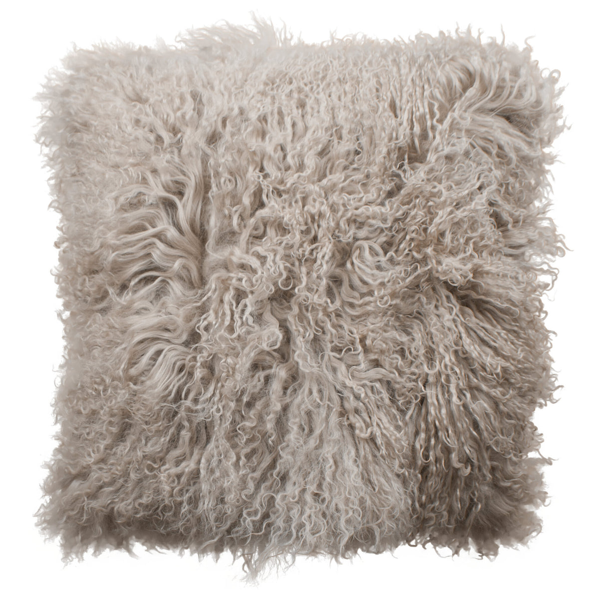 Coussin peau de mouton du Tibet sable, format carré 45x45 cm vu de face, aux longues mèches ondulées sable