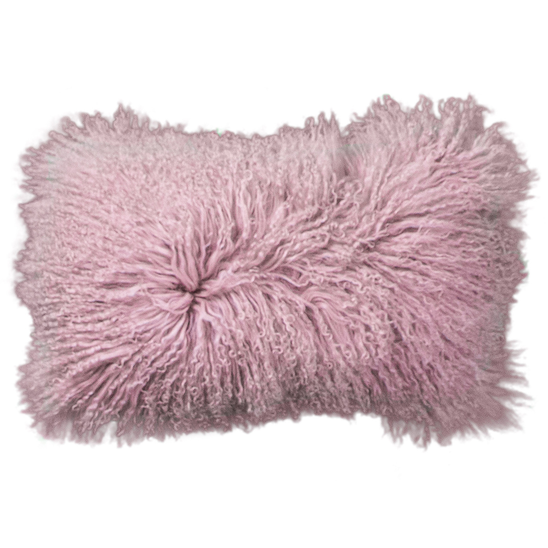 Housse de coussin en fourrure de mouton tibétain rose, format rectangulaire 30x50 cm vu de face