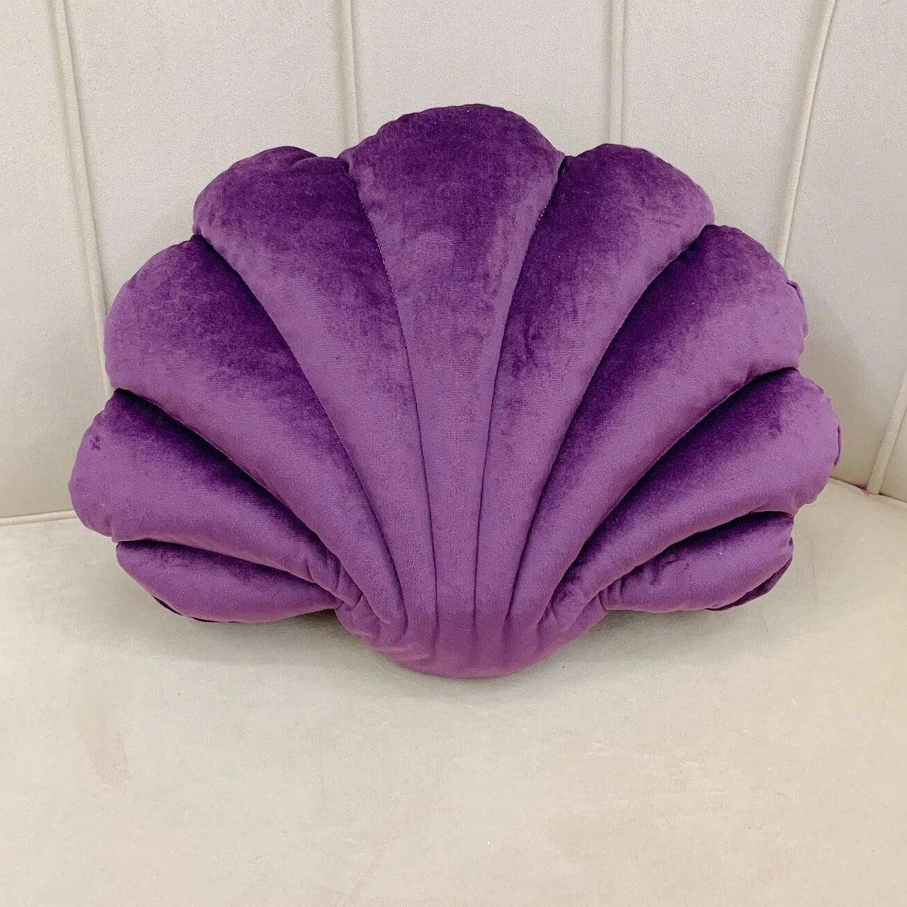 Coussin coquillage violet