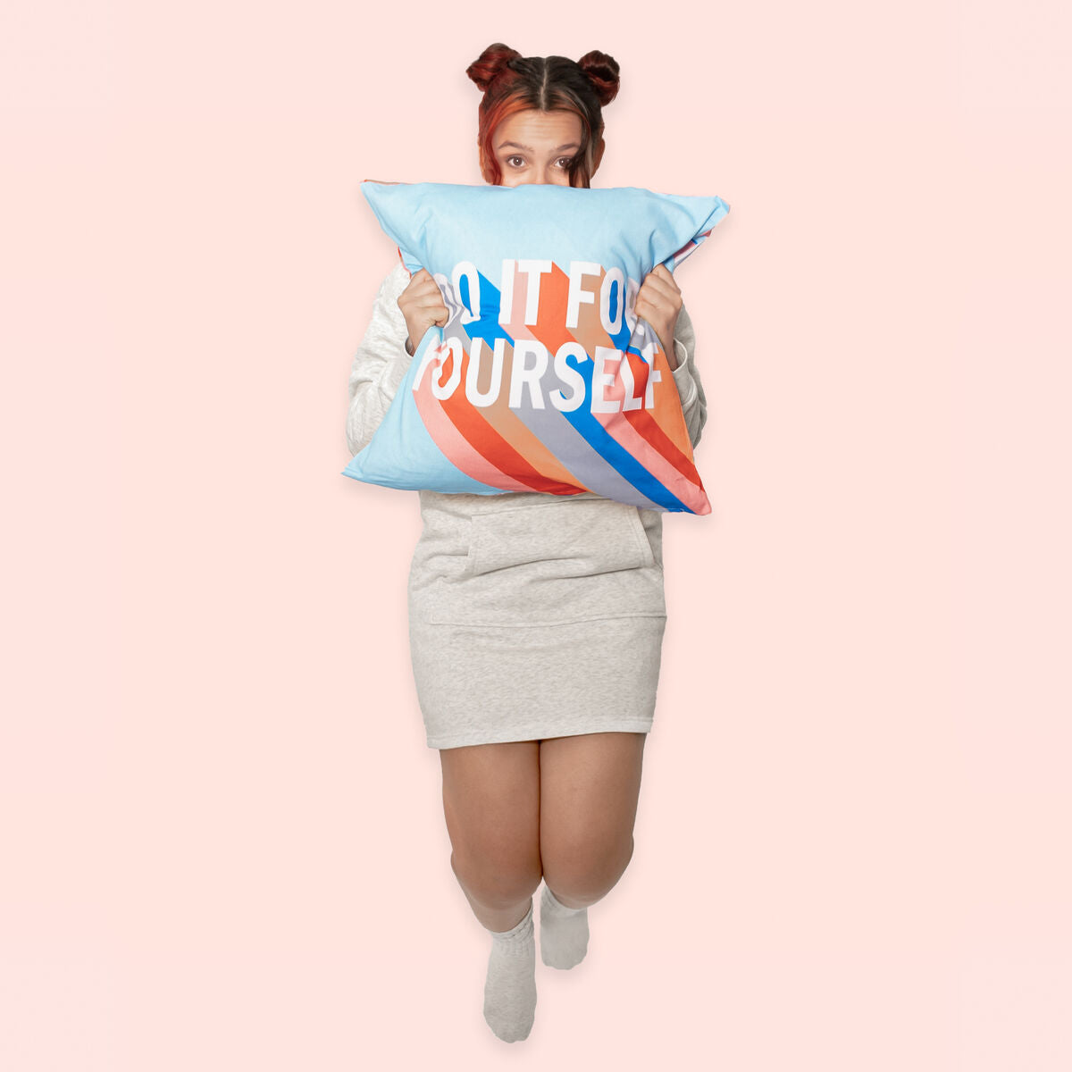 V7H1E28D7010A288BC731C24CEEA5849749R5214504P5