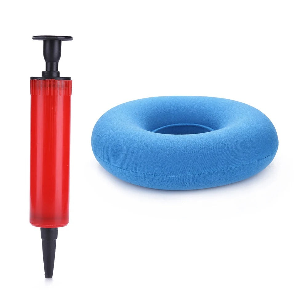 Coussin hémorroïdes gonflable avec une pompe fournie