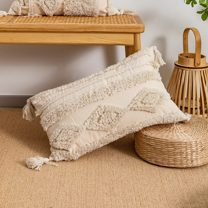 Coussin déco pour canapé avec motifs géométriques