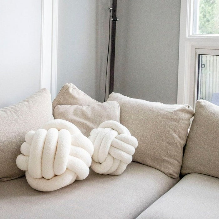 Coussin boule blanc